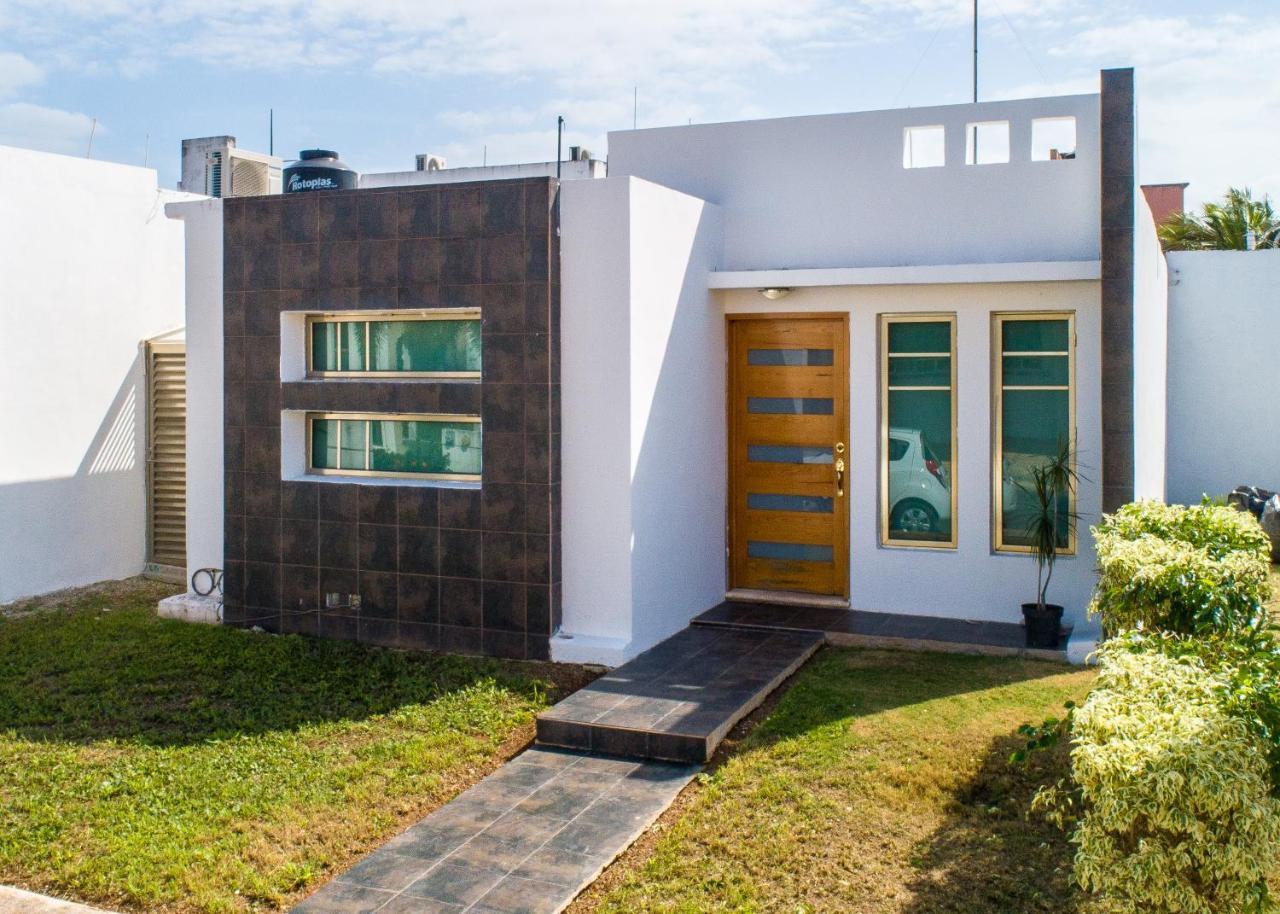 Casa moderna en segura Residencial Hacienda Chetumal Villa Exterior foto